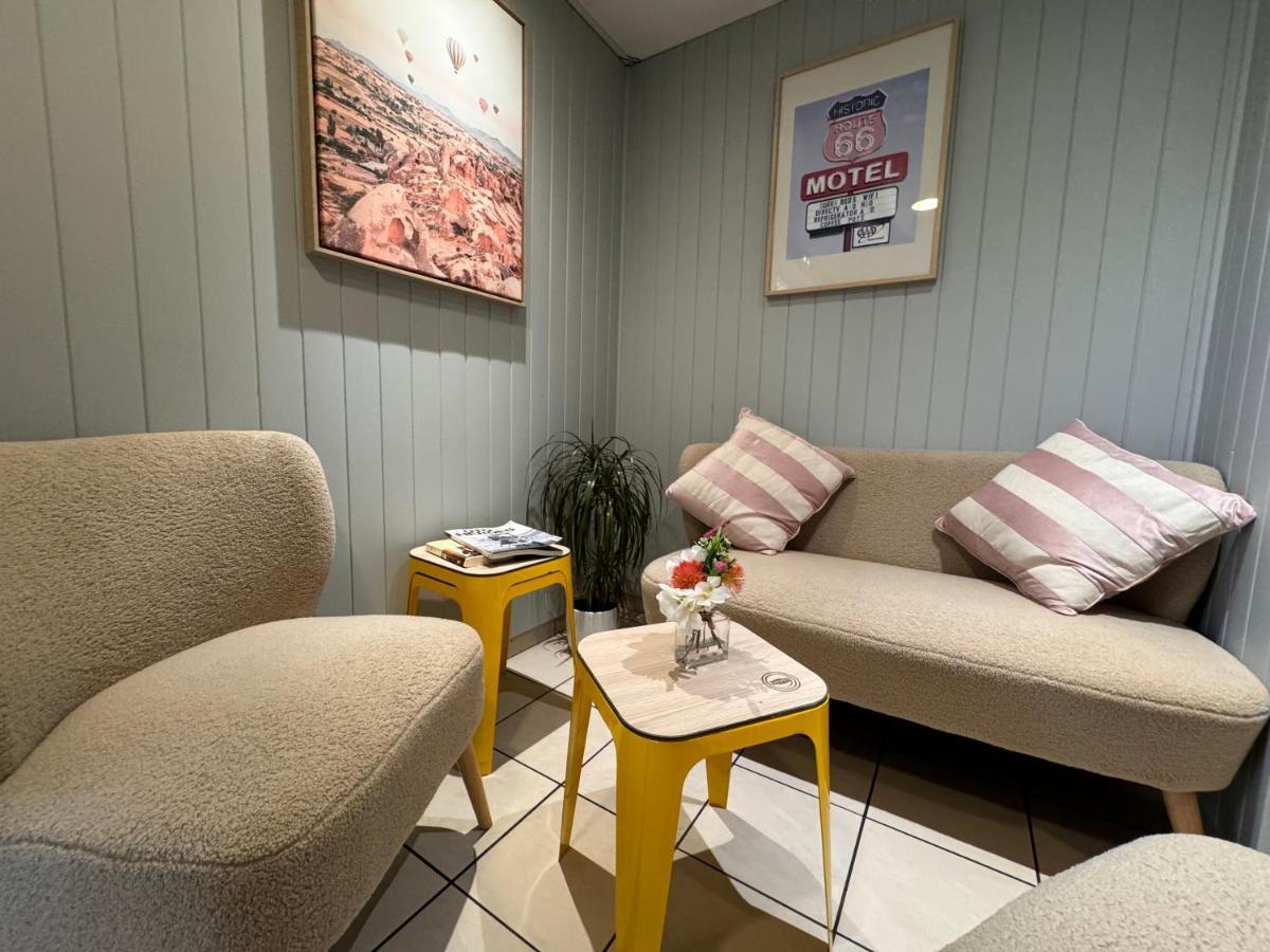 Le 2 By Hotel Akena - Nantes Beaujoire, Porte De Sainte Luce 外观 照片